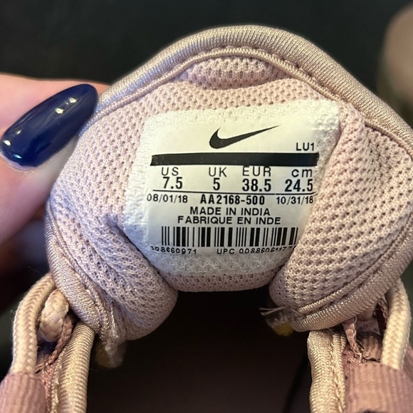 Nike Air Max EDX Axis Women’s Purple Sneaker - Picture 3 of 10